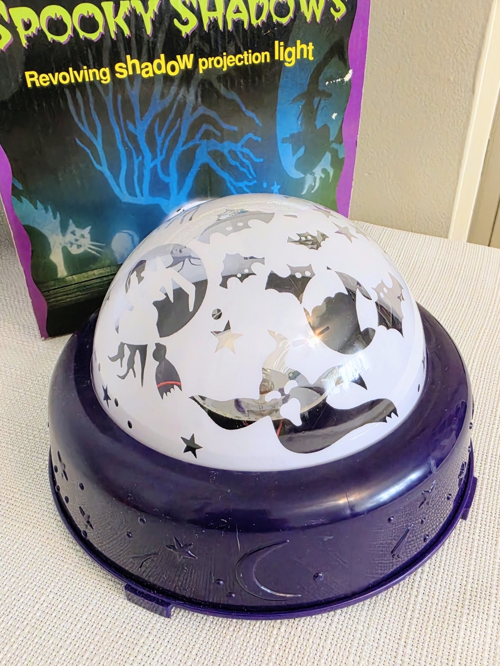Halloween Spooky Shadows Revolving Projection Light Ghost Witch Cat 1997